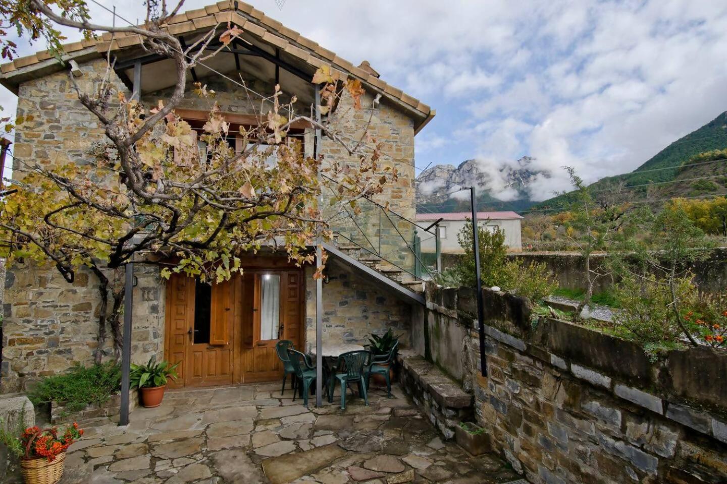El Cajigar Ordesa Ainsa Casa Rural Laspuna Exterior photo